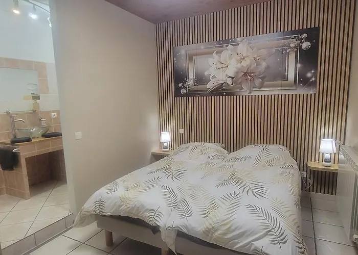 Couette-café La Claouzo 3*